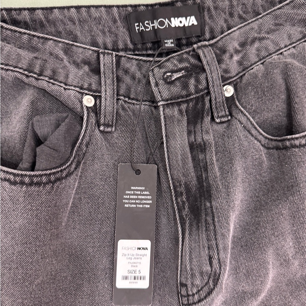 Fashion Nova Gray Jeans - Size 5
